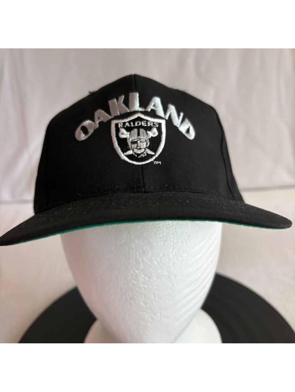 Vintage Oakland Raiders Snapback Hat Logo 7 Team NFL Cap Black Green Under Visor